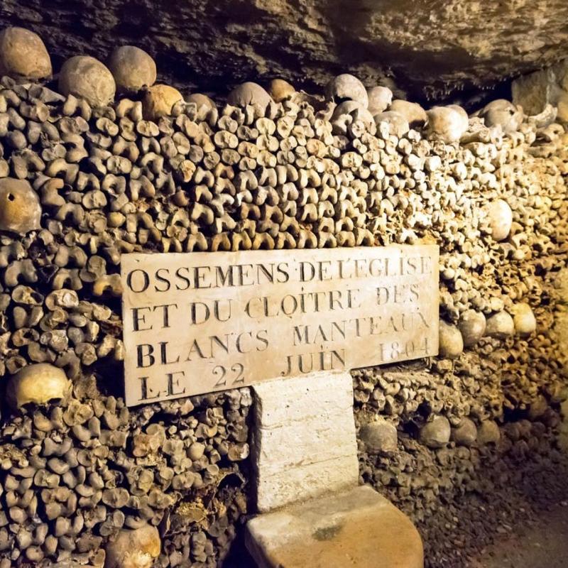 カタコンブ・ド・パリ - Wikipedia