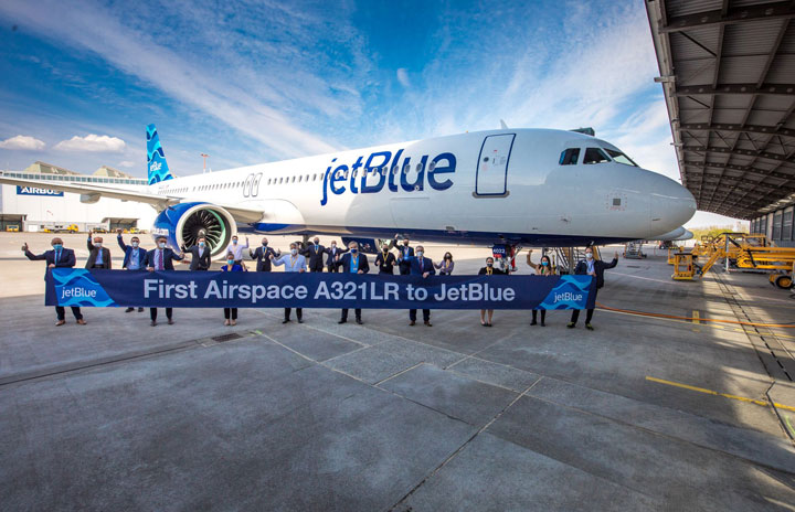 ジェットブルー米国内便の車輪格納部から２人の遺体、捜査続く - Bloomberg