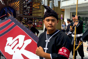 沖縄那覇大綱引 旗頭と旗文字