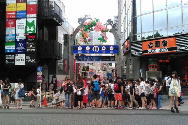 あなたはどっちが好み？原宿・竹下通りとブラームスの小径 - 日本の観光メディアMATCHA