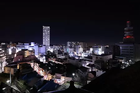 横須賀の観光写真・動画を無料でYOKOSUKA MEDIA LIBRARYヴェルニー公園 夜景
