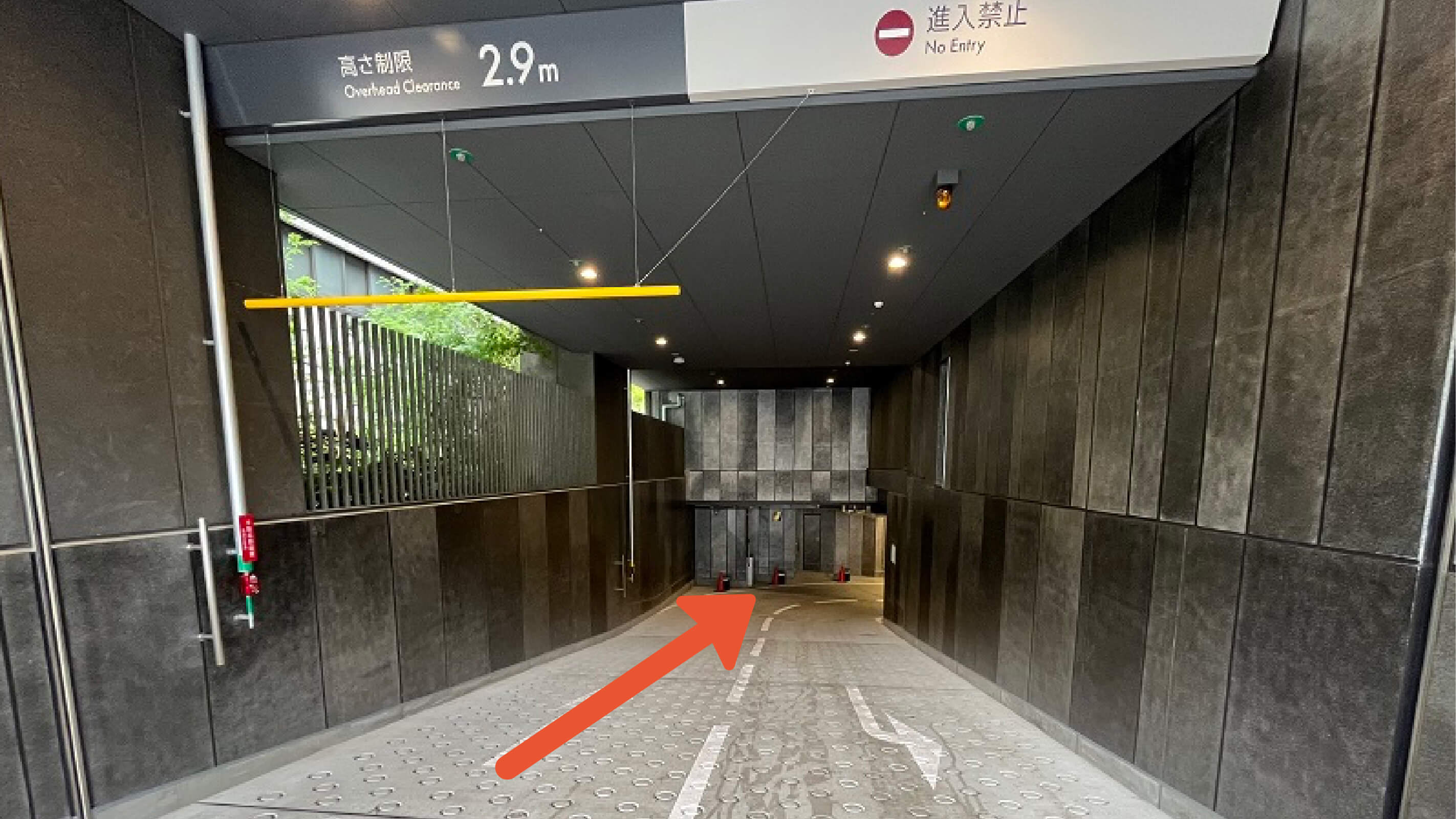 大阪府 梅田スカイビル空中庭園展望台大阪の街を一望できる夜景におすすめの写真スポット！撮影した写真の紹介、スカイビルまでの行き方や駐車場などまとめ!- 写真や映像で紹介する関西・近畿のカメラ・観光スポット