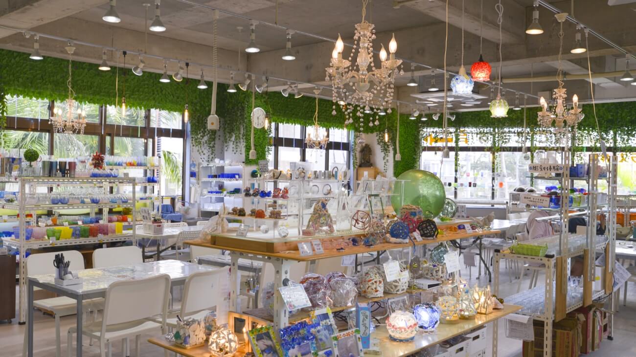 オーシャンジャングルツアー 石垣島の絶景を巡るロケーションフォトプラン！手つかずの大自然を満喫できるスポットへご案内＜午前or午後 ホテル・空港送迎可石垣島＞石垣島・八重山の観光・オプショナルツアー専門 VELTRA