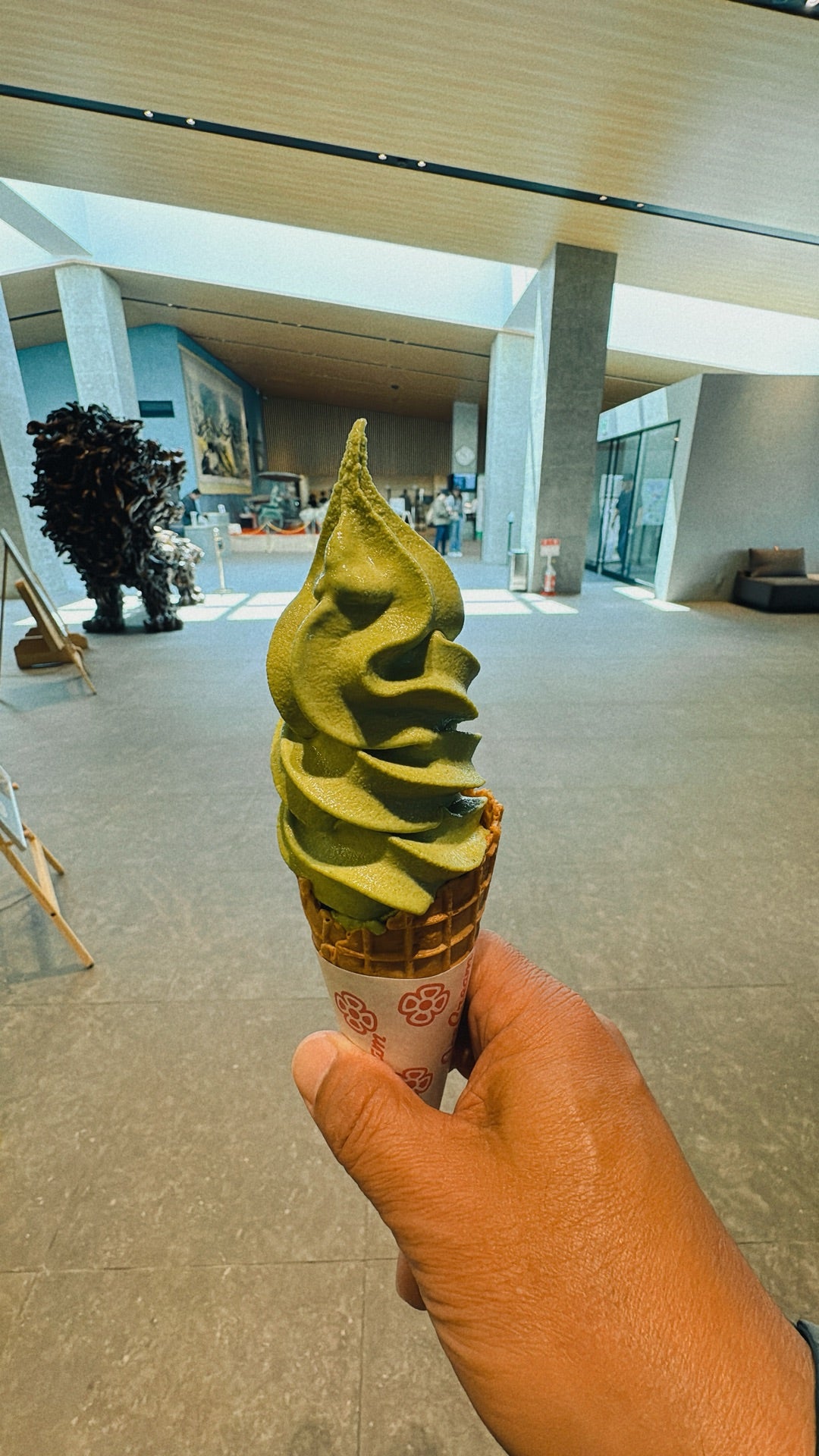 札幌市南区 モアイがいる観光スポットとしても人気の真駒内滝野霊園で、モイくんカレーを食べてきました 安田優子- エキスパート