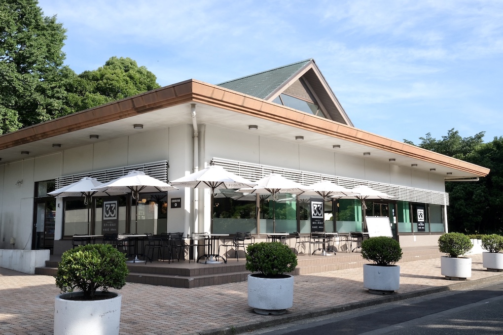 渋谷の隠れ家カフェ「WHITE GLASS COFFEE」