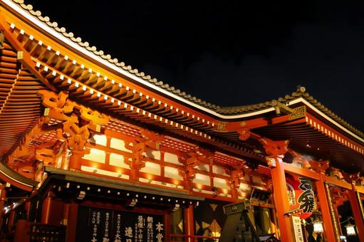 24-36歳＞期間限定！今しか見れない激レア和イルミネーション！竹あかりライトアップ×浅草寺へ夜詣♡夜の浅草お散歩コン♪ 浅草東京 30代・40代・50代中心！趣味コン・恋活イベント・婚活パーティー アクティブ系イベントのハートカフェ