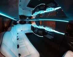 初リムジン♪ : 休日の過ごし方 愛車はソラーラ