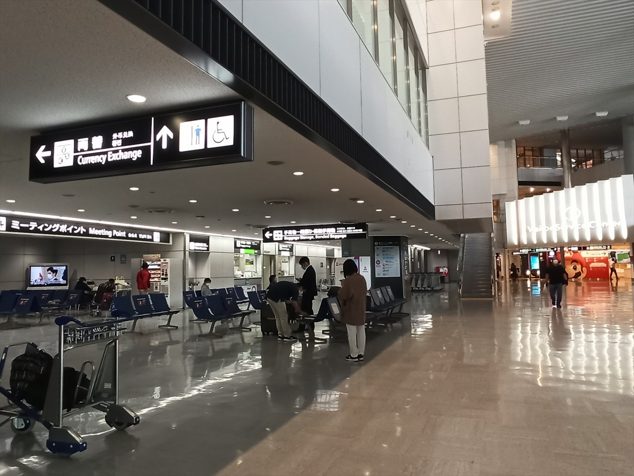 スターバックス 成田空港第2ターミナル到着ロビー南店成田市の口コミ9件 - トリップアドバイザ