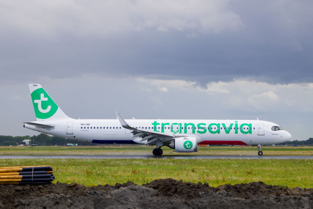 Transavia航空レビュー フランス パリ から直行便でサントリーニ島へ行く方法 -