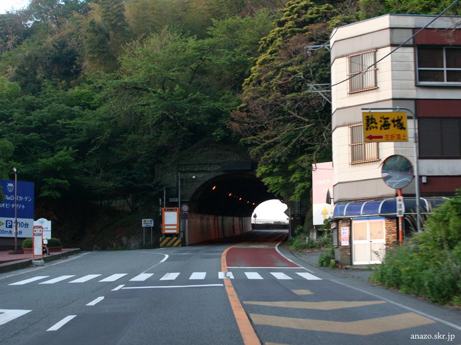 錦ヶ浦と観音窟-鎌倉遺構探索