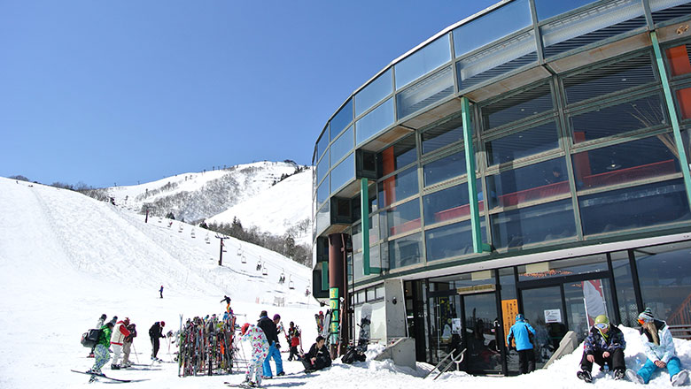 2020年3月14日☆白銀が眩しい白馬八方尾根スキー場☆霧氷のゲレンデと温泉とグルメ！！やっぱり白馬はスキー天国!!!』八方尾根・岩岳 長野県 の旅行記・ブログby 旅空ーshinoさん フォートラベル