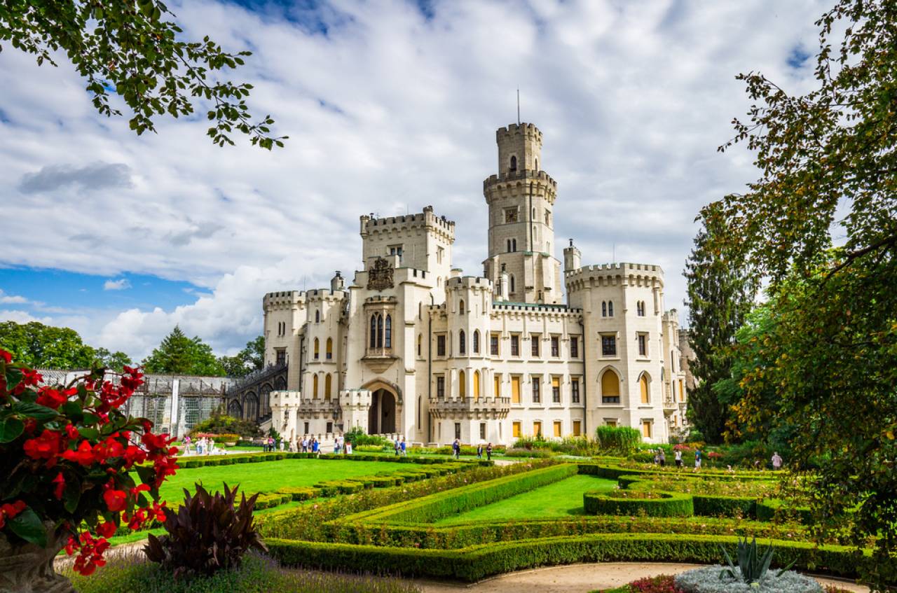 西洋の城 優雅で美しいヨーロッパのお城20選：オンラインツアーまとめどこでもドア メタバース