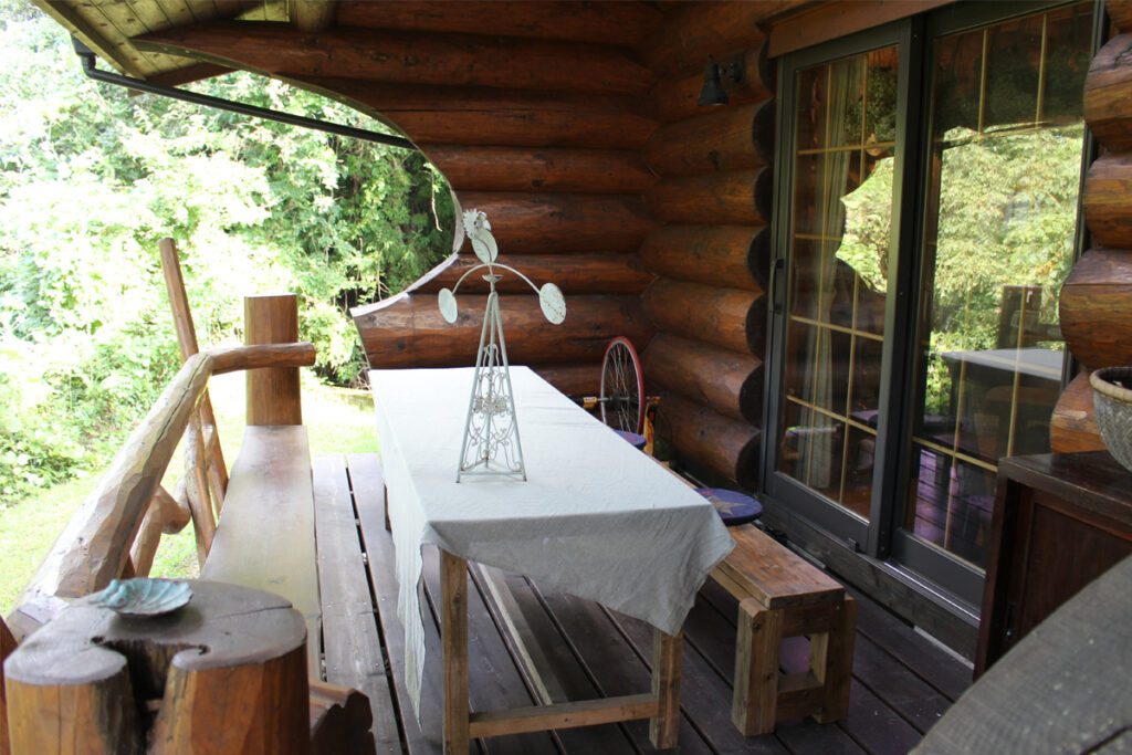 癒しのログハウス時間 森の中で深呼吸するようにヤマガタウェイ Webタウン情報