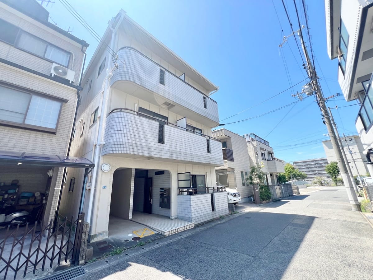 日常と絶景、絵になるギャップ 神戸・滝の茶屋駅朝日新聞デジタルマガジン＆ and