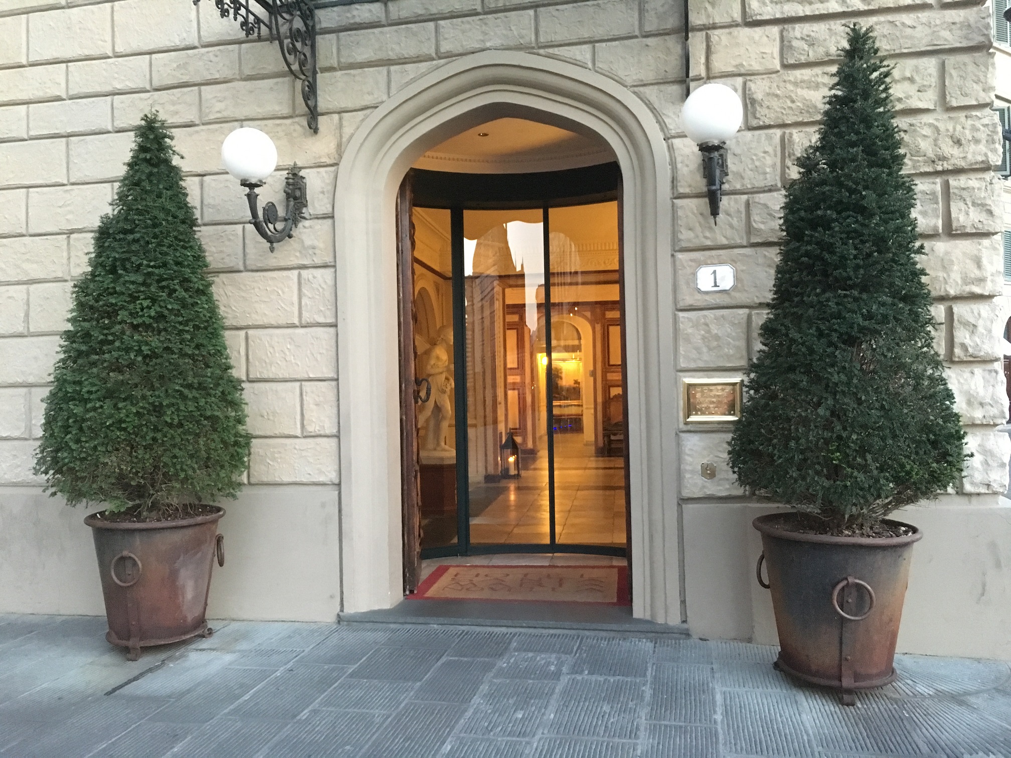 サンタ・マリア・ノヴェッラ駅地球の歩き方