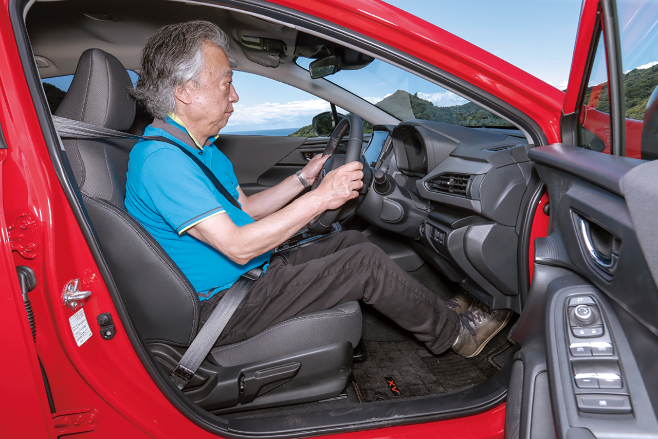 クロストレックの内装は質感の高さがポイント！機能性あるデザインを解説車購入のお役立ち情報カミタケマガジン