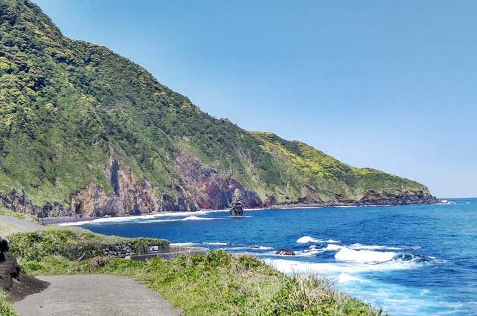 伊豆諸島までのおすすめアクセス6つの島別に徹底比較！伊豆大島・神津島・新島・式根島・八丈島ツアー販売中