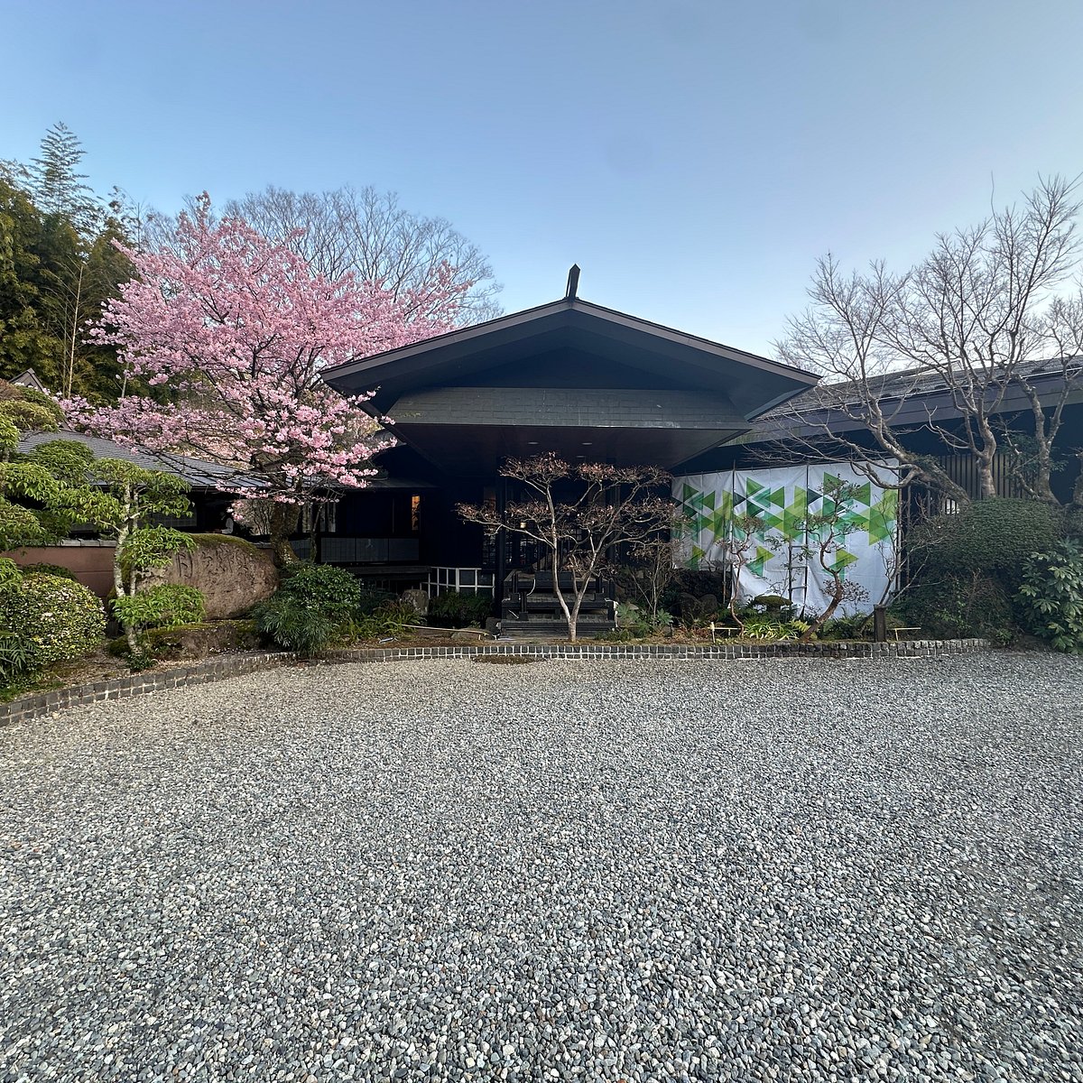月ヶ瀬温泉「雲風々 -うふふ – 」 露天風呂付きのお部屋でうきうき♪
