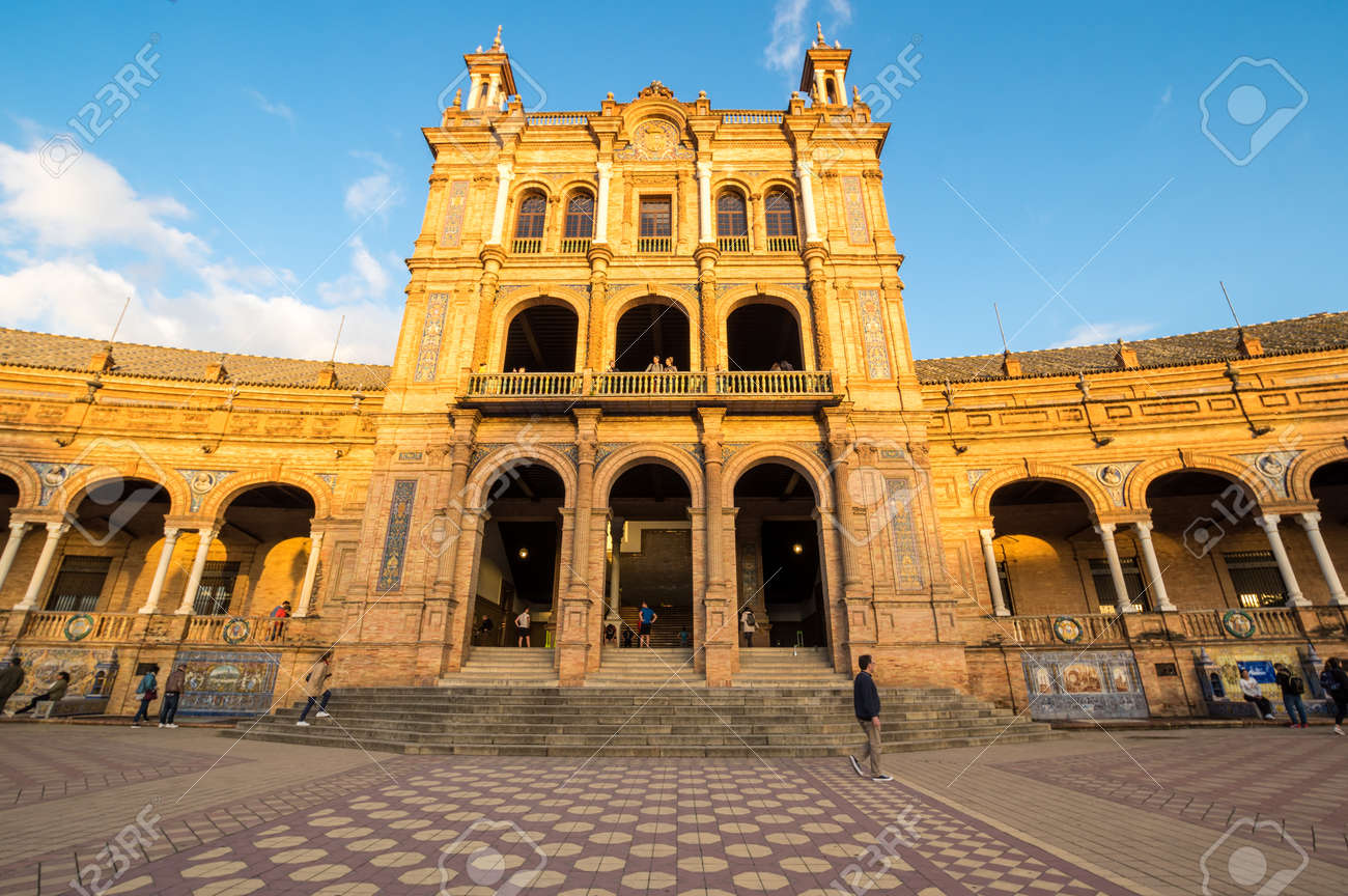 2025年 スペイン広場 - 出発前に知っておくべきことすべて -