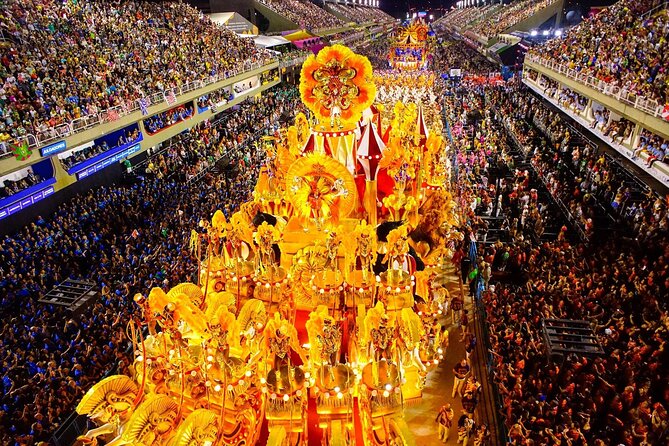 リオのカーニバル、精鋭１２チームのパレード始まり最高潮 東京からも参加「街中が楽しんでいる」 : 読売新聞