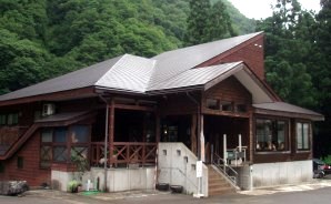 江神温泉浴場 越後湯沢 入浴記！熊野神社の氏神様のお告げで湧き出た温泉旅散らかし