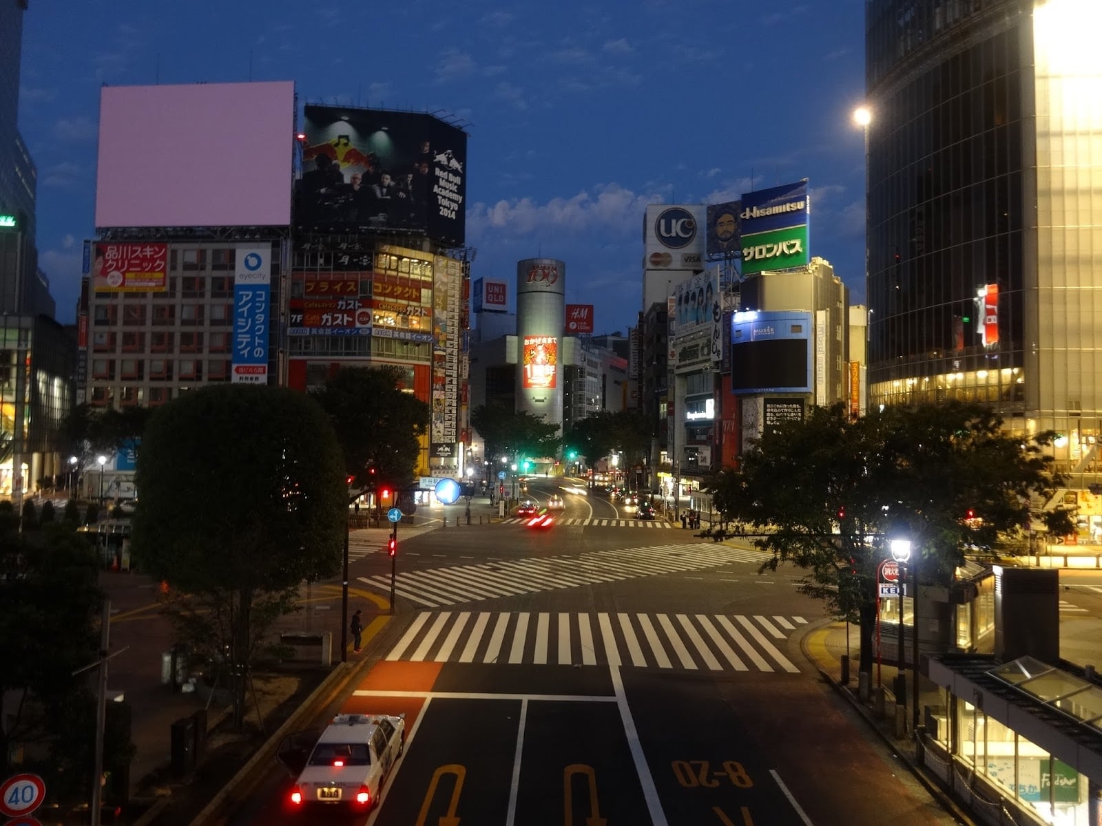 渋谷スクランブル交差点を英語で説明混雑の様子を７つの例文で紹介KANAMARI かなまり