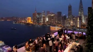 上海ルーフトップバーは「The Roosevelt Sky Bar」が手頃でオススメ！予約も可能！
