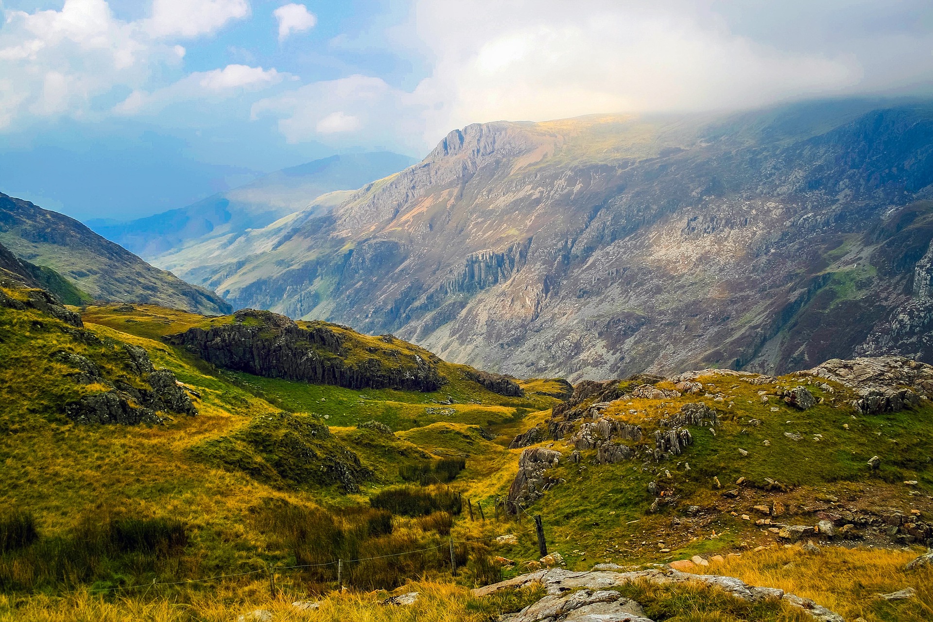 ウェールズって？ - ガイドブックに載ってない英国ウェールズ案内