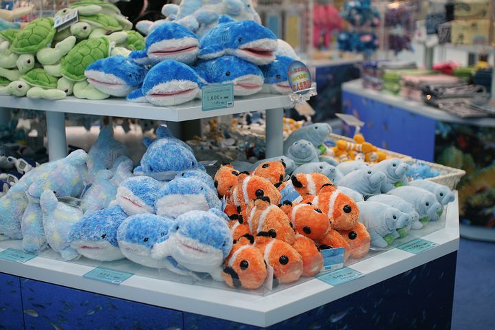 国際通りでお土産が安いお店や面白いお土産屋さんが沢山お土産の郵送も出来る？最高の思い出を作る旅案内