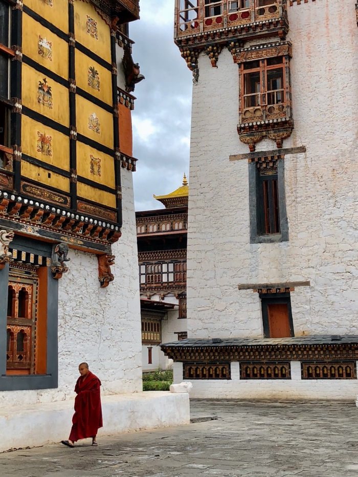 ブータンの親日のわけ、ダジョー西岡氏の功績何事も楽しく、過ごしたい