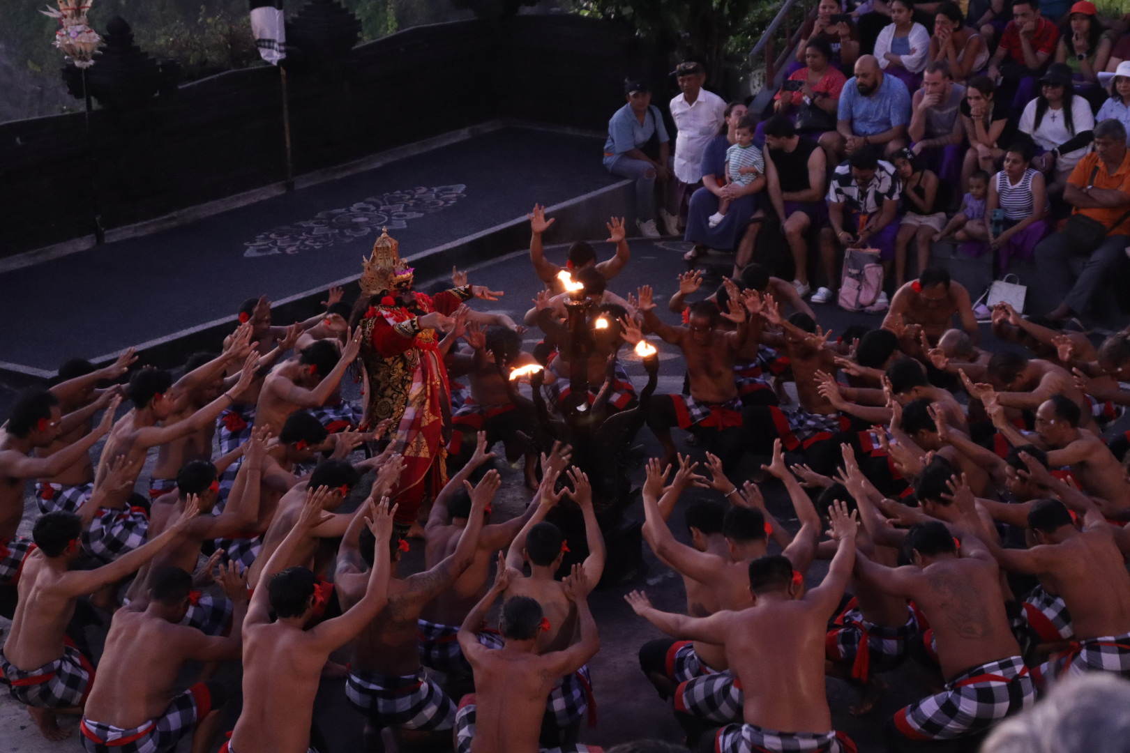 ウルワツ寺院でケチャダンス観るならココに注意！ チケット・アクセス・おすすめ座席まとめ– 異国のおたより