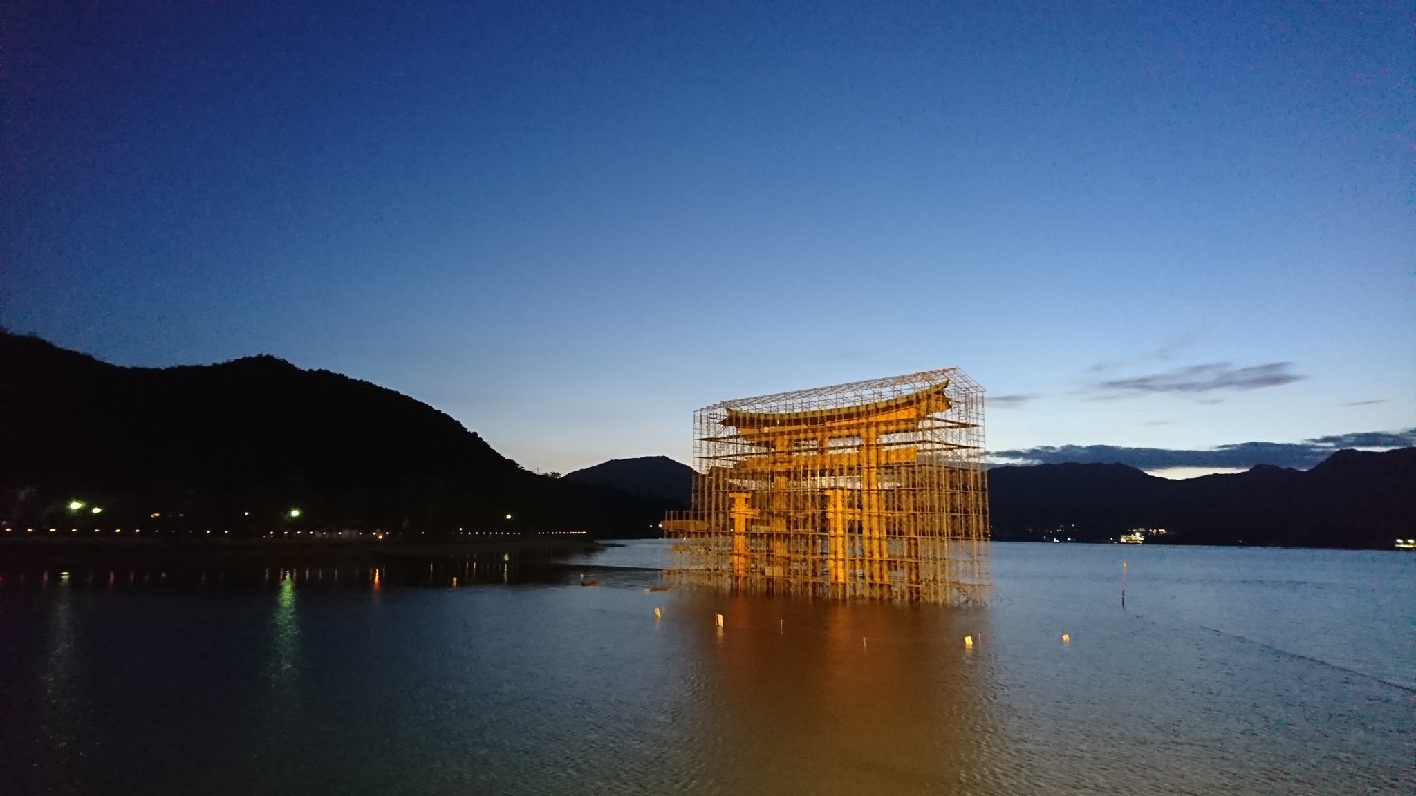 世界文化遺産・嚴島神社は、ただいま工事中。大鳥居のペーパークラフトがもらえる企画展を開催japonism