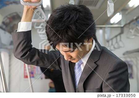 電車で寝入ってしまっても降りたい駅で起きる方法 :: デイリーポータルZ