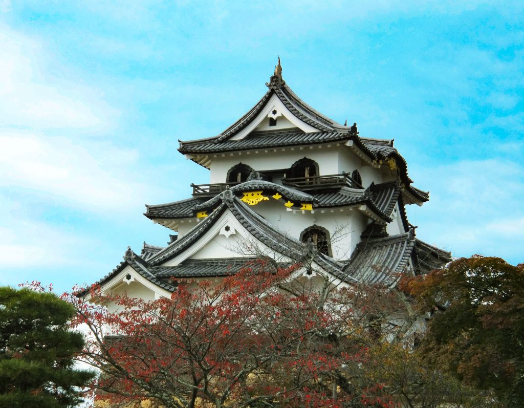 彦根城 天守閣 国宝を愛せない人は入らないでください店主たみこの観光案内ブログ