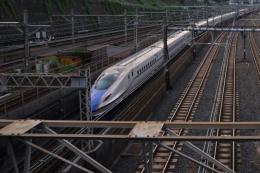 1時間に240本の列車が通る朝の日暮里･下御隠殿橋240 Trains an Hour --