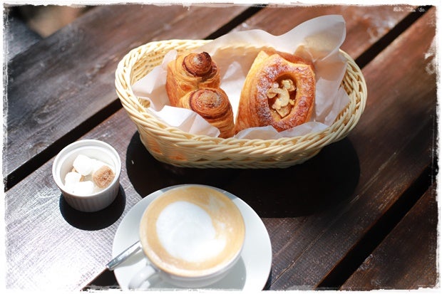 伊豆の犬連れランチ・カフェ13選 ペット可・犬連れOK！名物グルメや人気ランチが楽しめるカフェワンコnowa