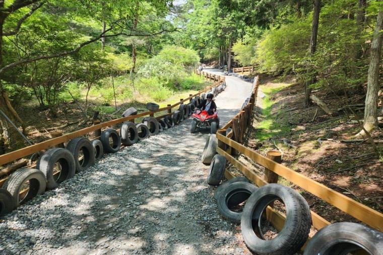 8 1より＞バギー＆カヤックアクティビティーを開始いたしますGRAX グラックス