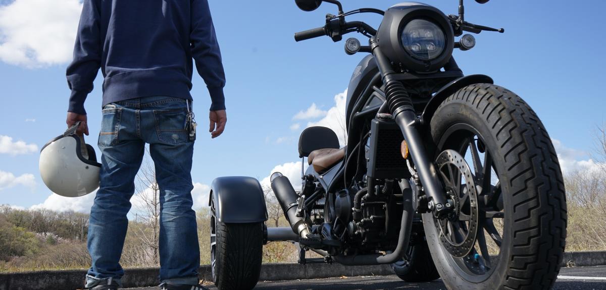 安定感が抜群！ヘルメット不要の折り畳み式三輪電動ミニカー「iLark.neo」