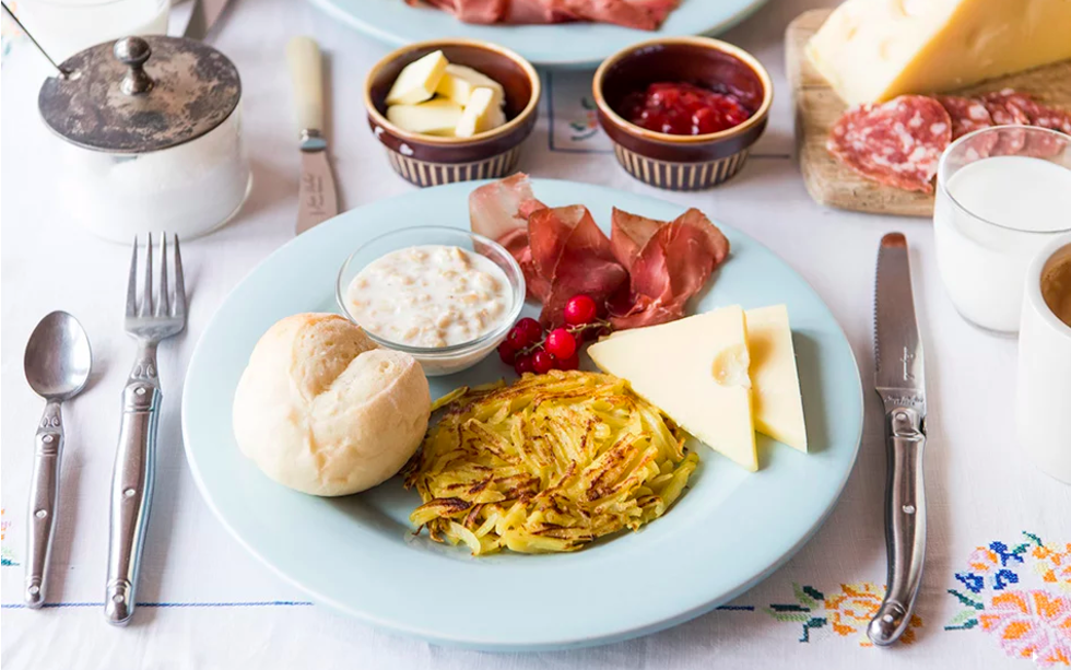 スイスの文化まとめ！伝統や芸術、音楽、スポーツ、歴史を徹底紹介世界検索旅行前に知るべき知識メディア