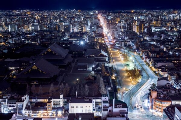 ユニバーサル・スタジオ・ジャパン “正気を失う”恐怖の『ハロウィーン・ホラー・ナイト』社会現象となるほど話題の『ゾンビ・デ・ダンス』で「KingGnu」との初コラボレーションが決定！合同会社ユー・エス・ジェイのプレスリリース