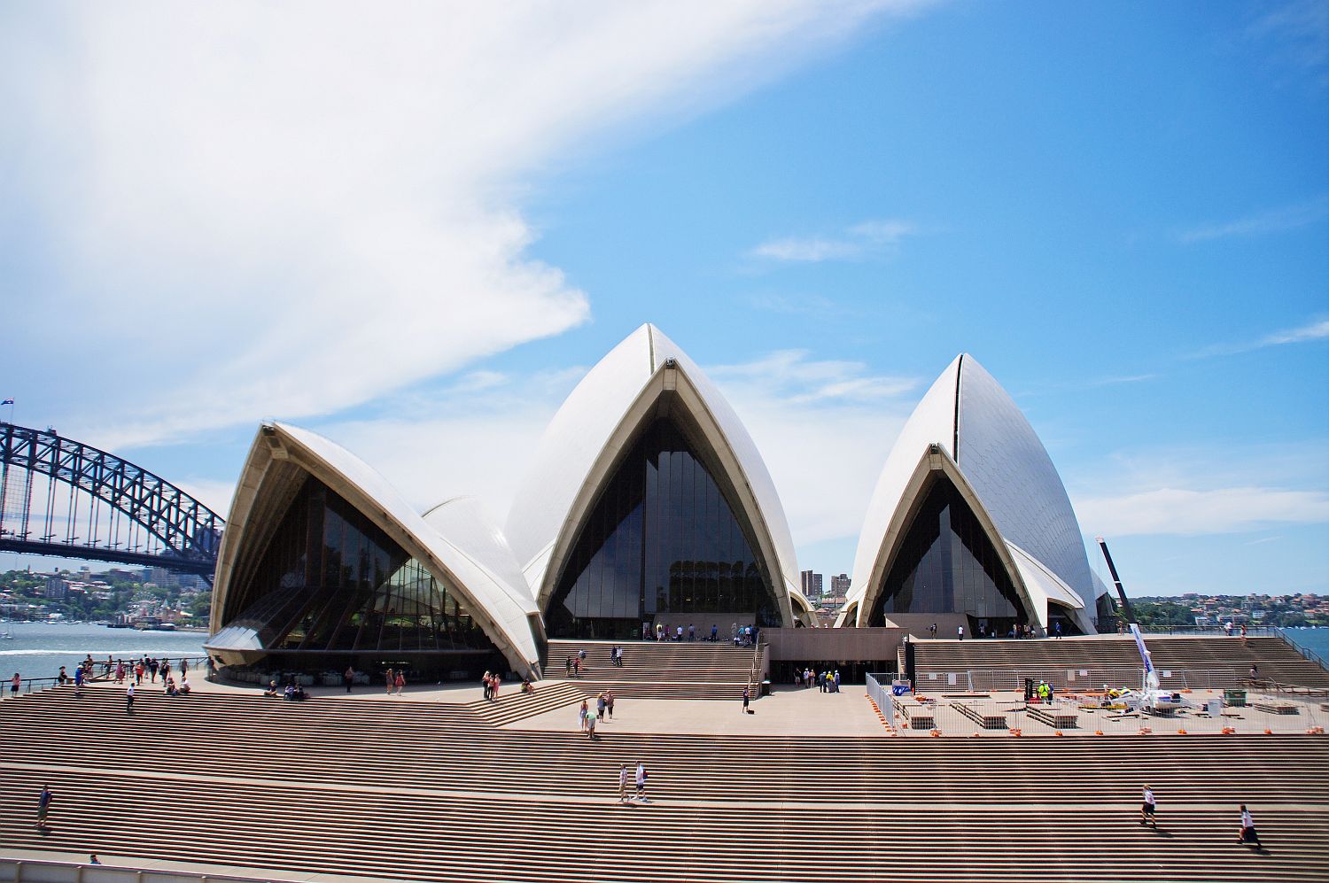 世界遺産 シドニー・オペラハウスとは？世界三大美港に浮かぶアート – skyticket 観光ガイド