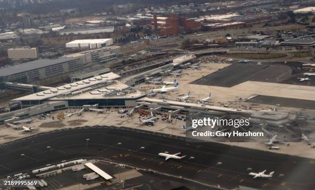 ニューヨーク・ニューアーク・リバティ国際空港 ERW での乗り換え手順とビジネスクラスラウンジそれ行け！子連れ海外旅行