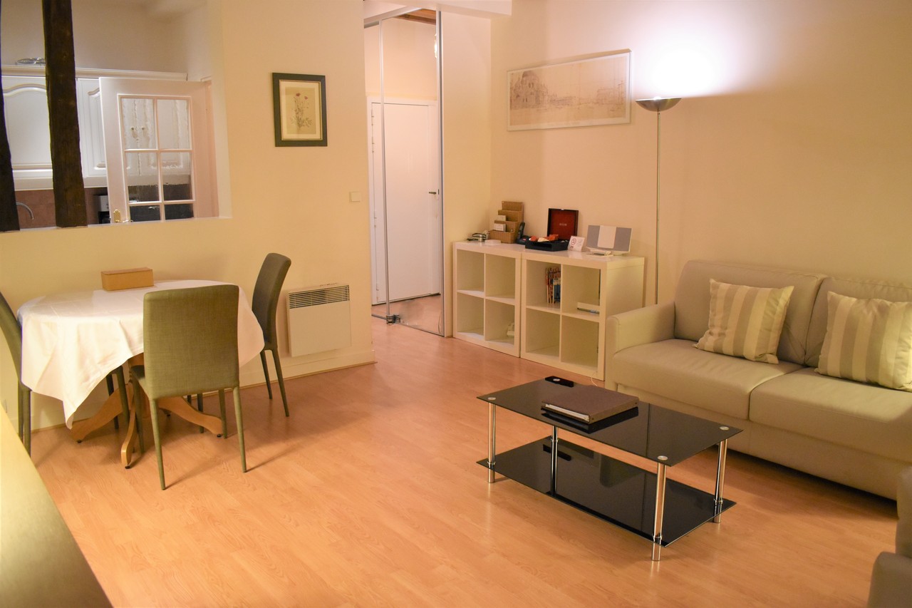 今すぐ非日常を味わいたい人へ！『フランスふらふら一人旅』発売！ 11 12日発売株式会社 大和書房のプレスリリース