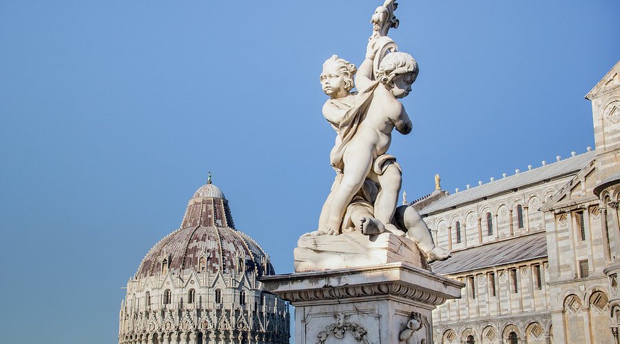 5,378 ピサのドゥオモ広場 Stock