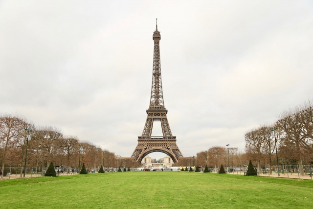 エッフェル塔はイタリア語で何という？フランスの地名・観光地のイタリア語THE RYUGAKUザ・留学