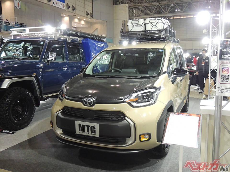 シエンタ1.5ダイス新品ホイ-ル タイヤ リフトUP 両側電動ドア –