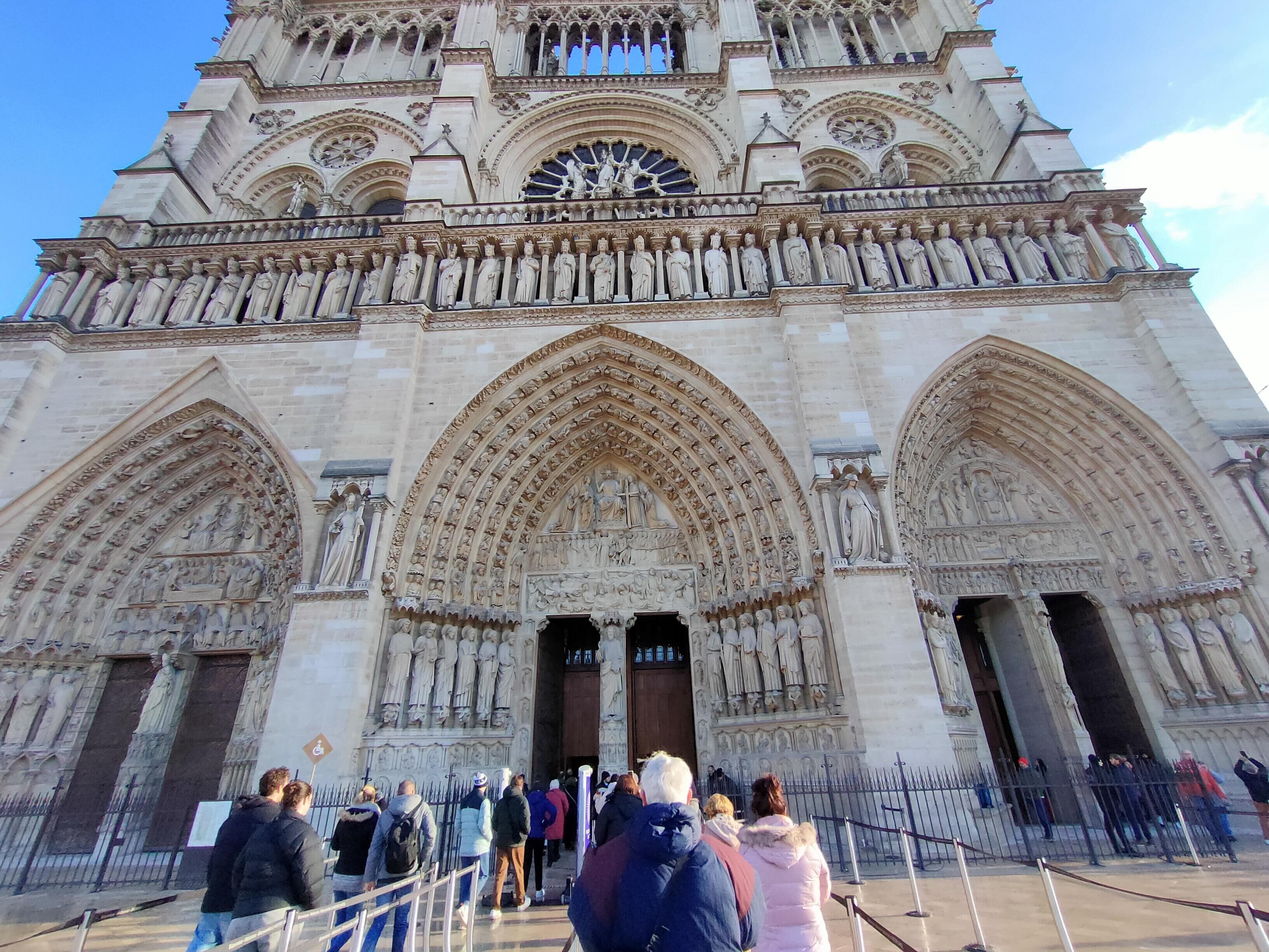 特別展 パリ・ノートルダム大聖堂展 -