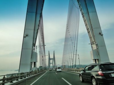 瀬戸大橋とオーレスン橋、交流・発展へ姉妹縁組全国ニュース四国新聞社