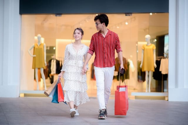 冷やかし」の181万点のロイヤリティフリー画像、写真素材、絵Shutterstock