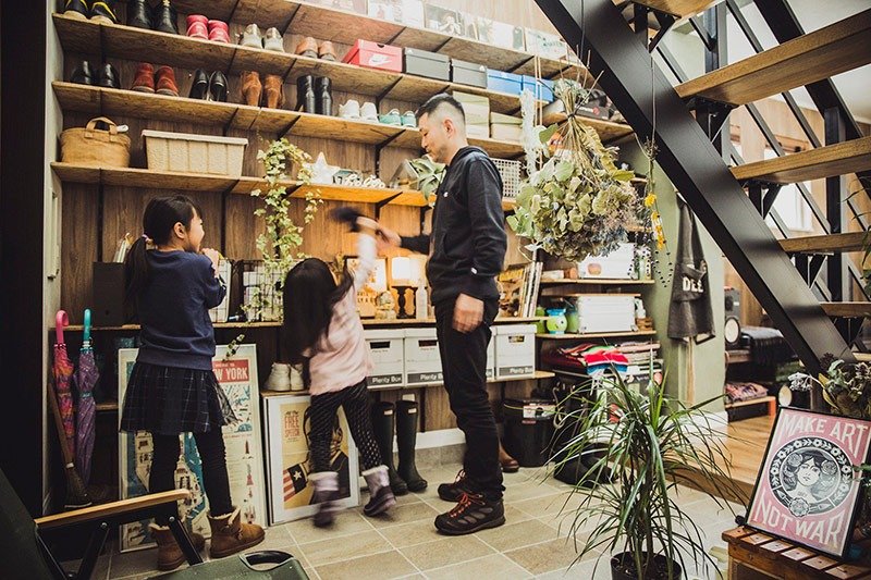 カビ取り業者No.1のカビ取りマイスタープロが行う本格カビ取りを実施